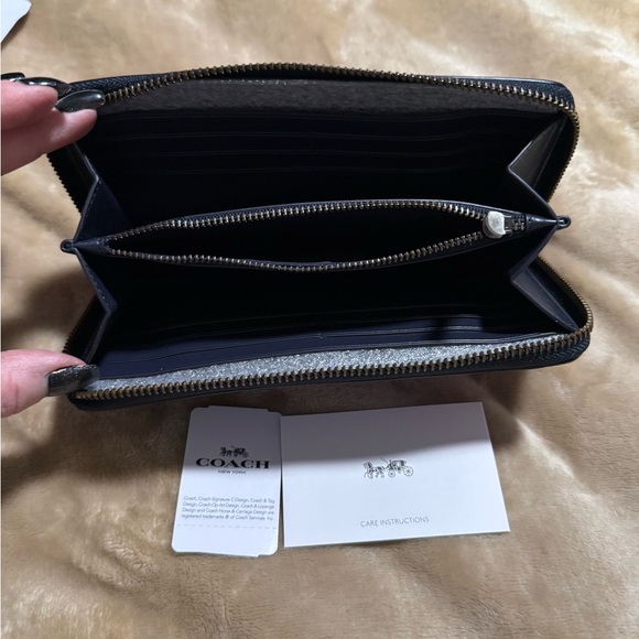 Coach Multicolor Gradient Wallet - Picture 4 of 4